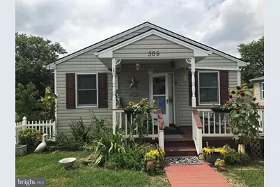 305 N 2nd Street, Shenandoah, VA 22849 - Photo 1