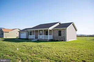 174 Reservoir Ave, Luray, VA 22835 - Photo 1