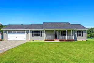 137 Goldfinch Ln, Luray, VA 22835 - Photo 1