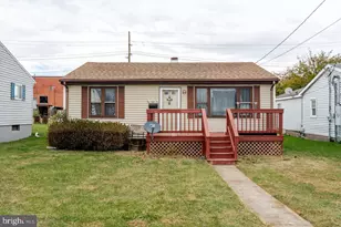 68 Willow St, Luray, VA 22835 - Photo 1