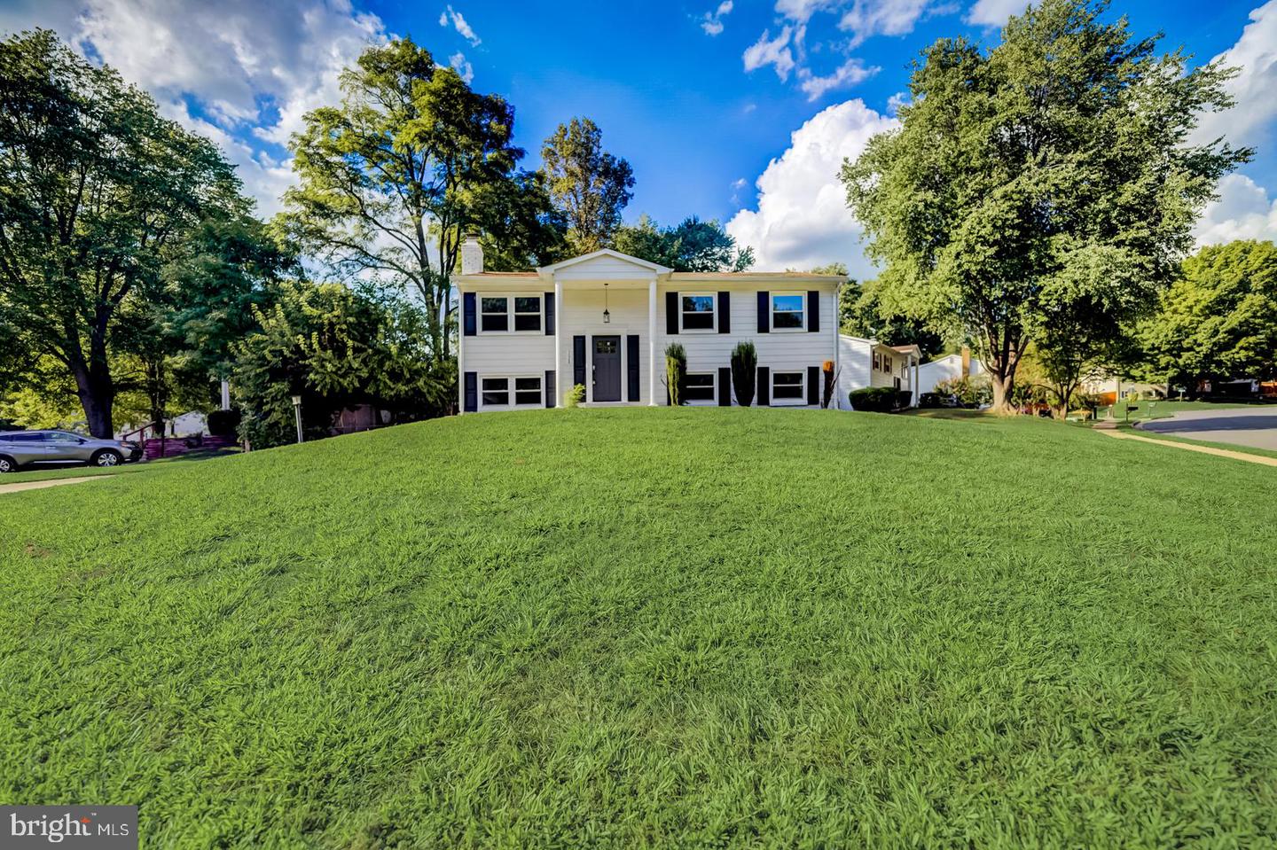 5028 Lynwood Dr, Woodbridge, VA 22193 MLS VAPW2037406 Coldwell Banker