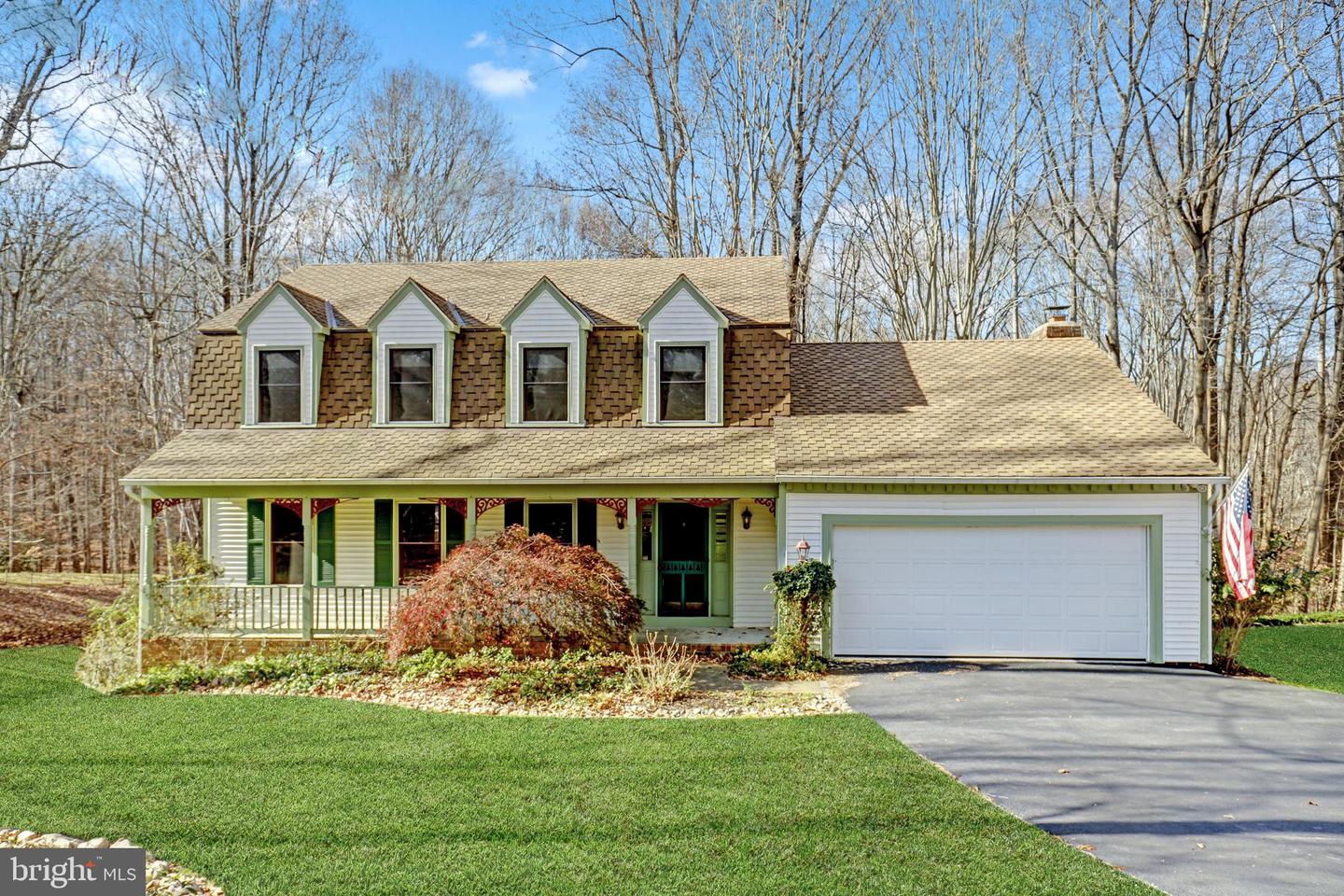 11230 Caisson Ct, Woodbridge, VA 22192 MLS VAPW2040626 Coldwell Banker