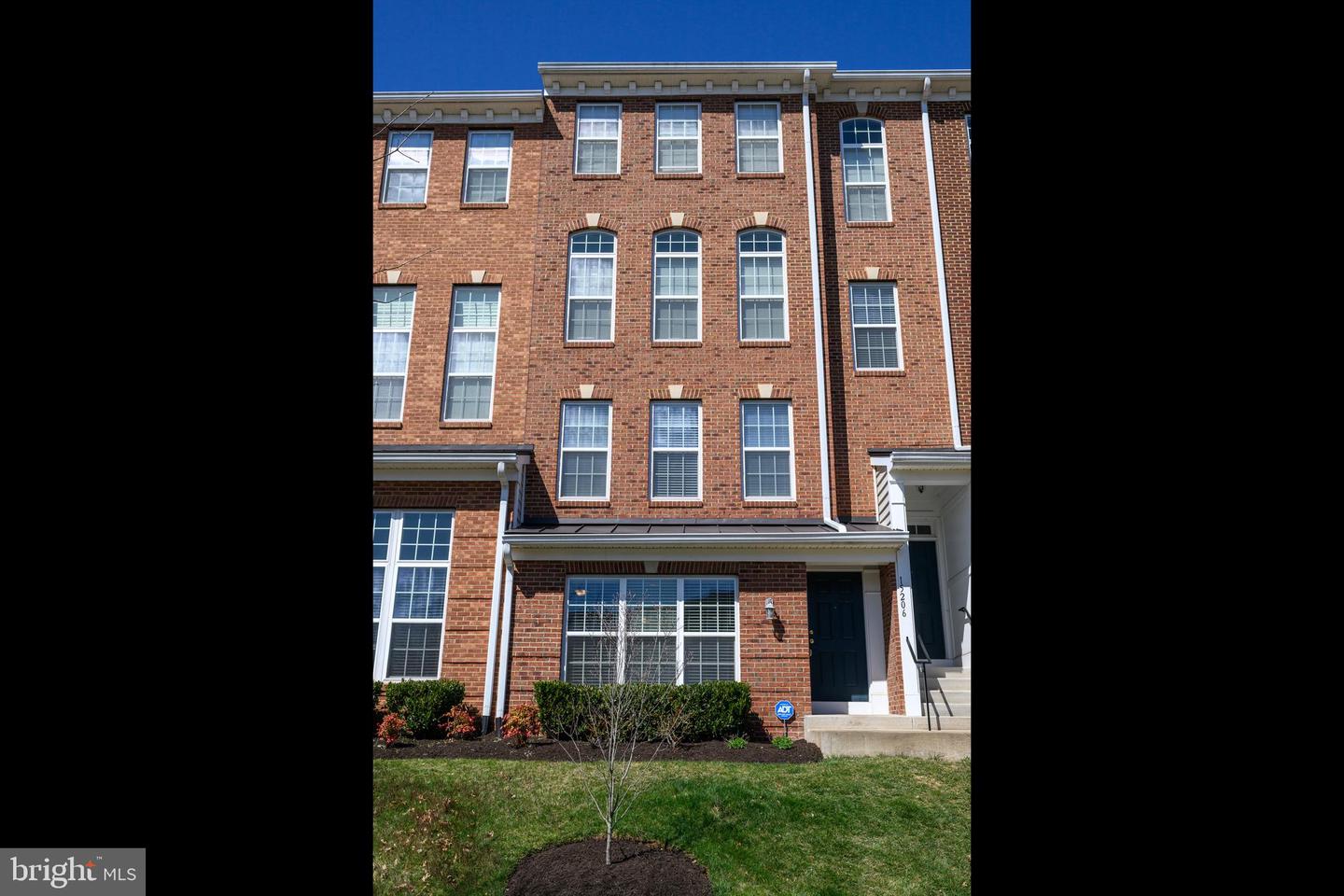 15206 Rosemont Manor Dr, Haymarket, VA 20169 MLS VAPW2047082