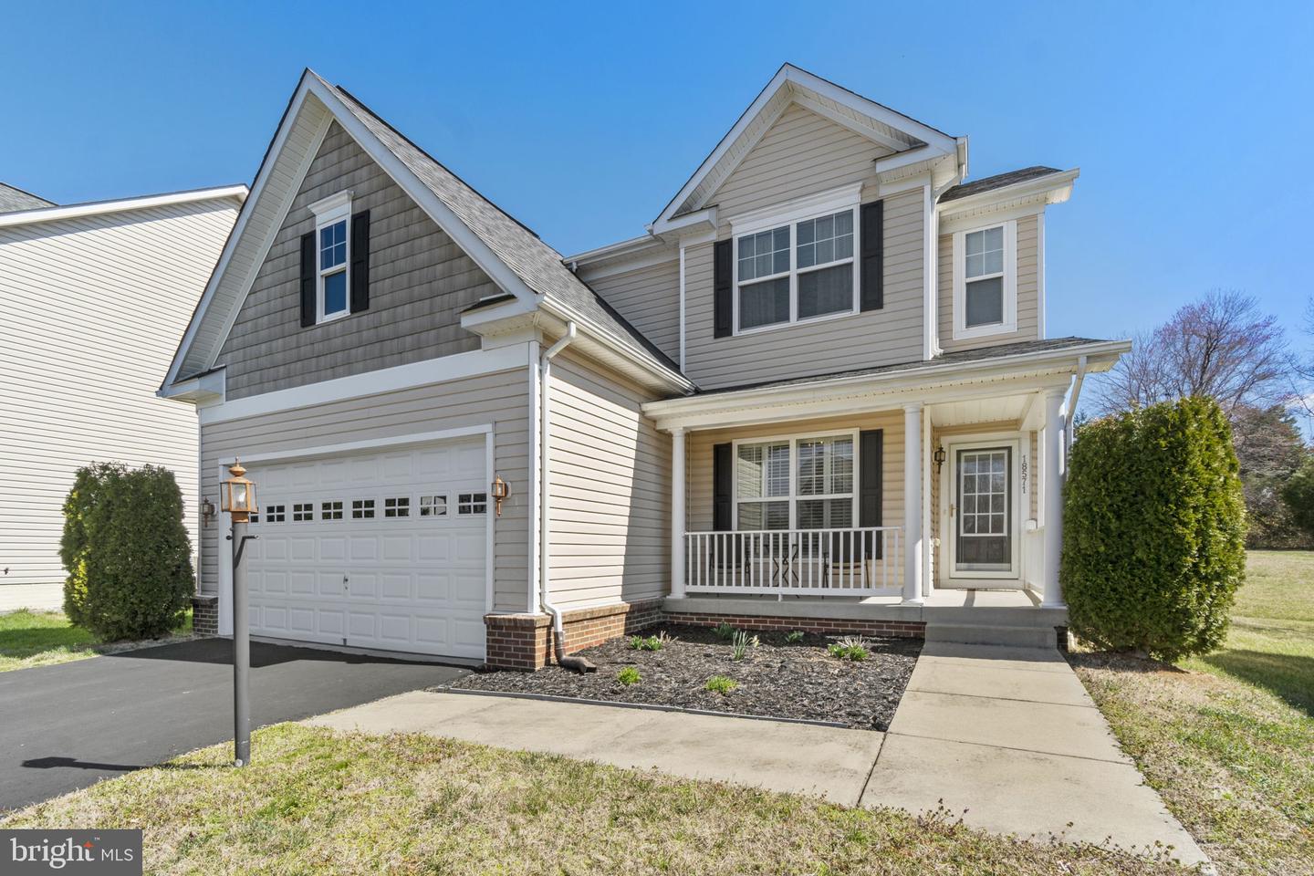 18571 Quantico Gateway Dr, Triangle, VA 22172 MLS VAPW2047092