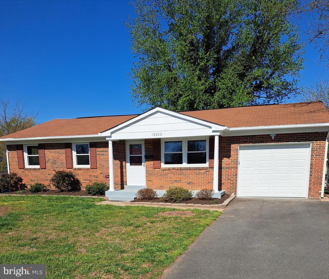 13322 Hillendale Dr, Woodbridge, VA 22193 MLS VAPW2048750 Coldwell