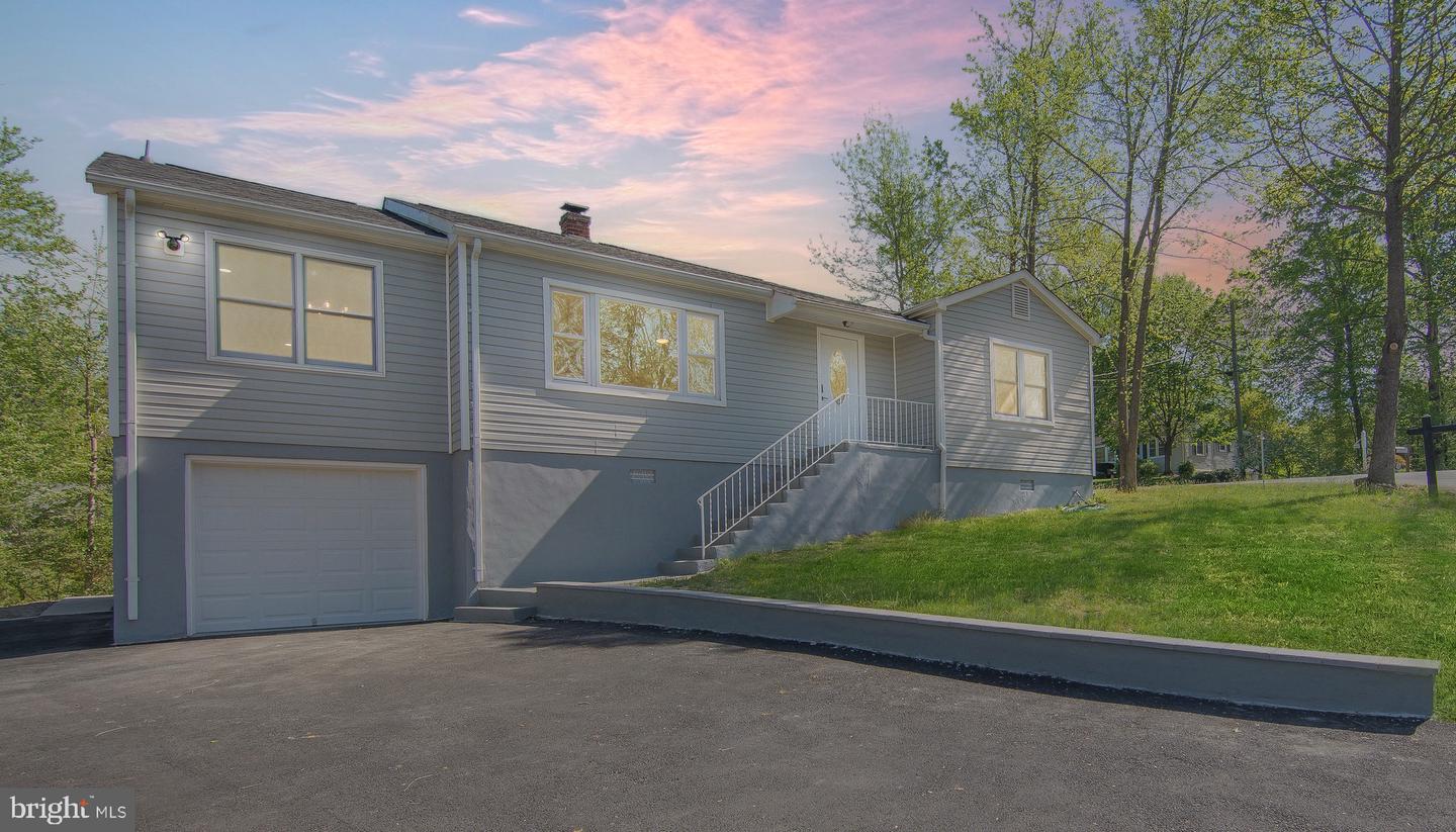 19214 Mockingbird Heights Rd, Triangle, VA 22172 MLS VAPW2049212 Coldwell Banker