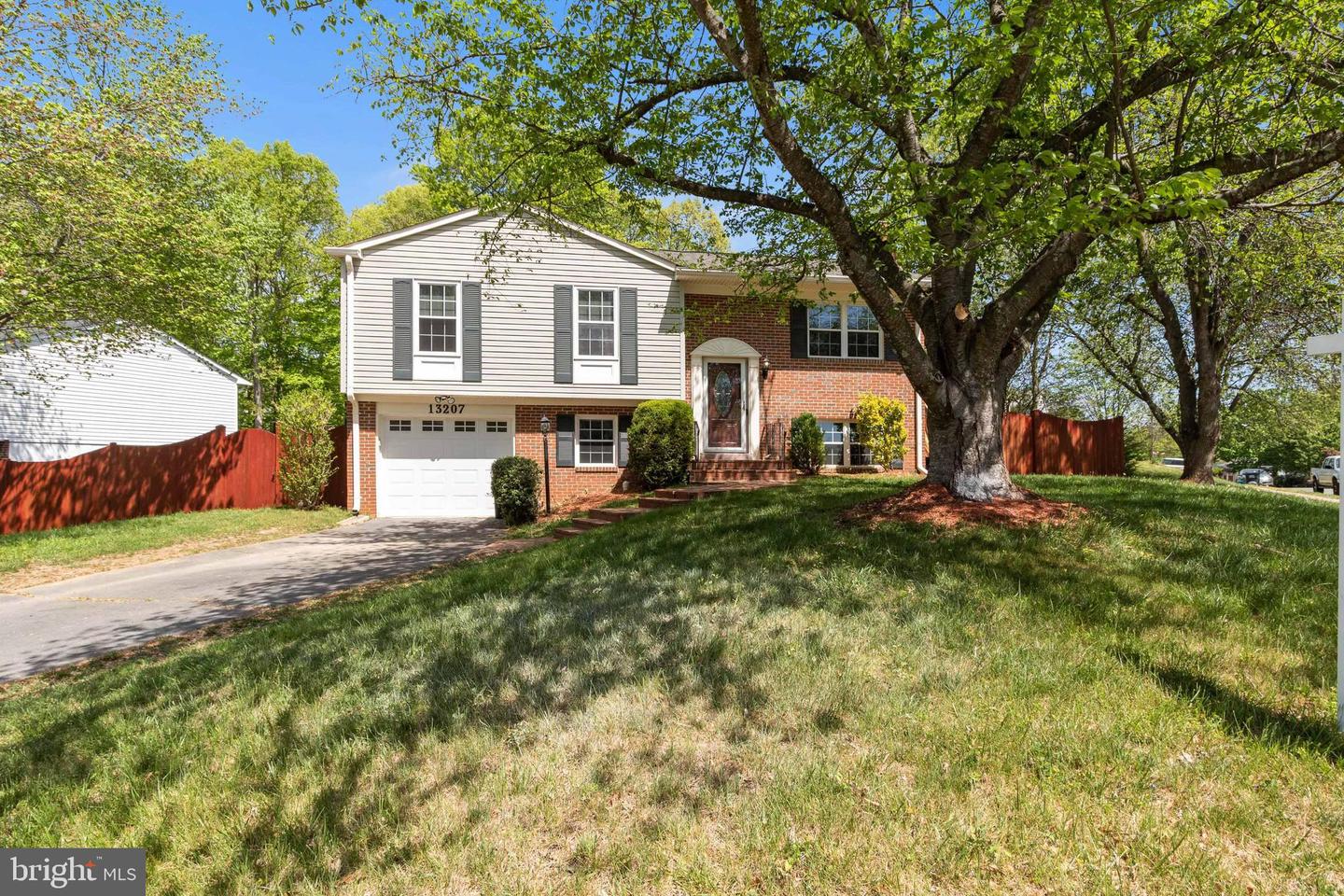 13207 Nassau Dr, Woodbridge, VA 22193 MLS VAPW2049384 Coldwell Banker