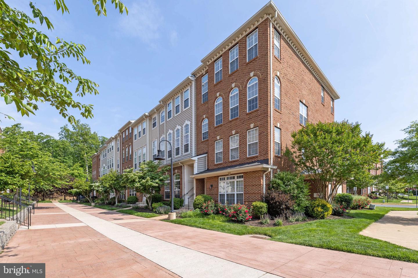 15238 Rosemont Manor Dr, Haymarket, VA 20169 MLS VAPW2051576