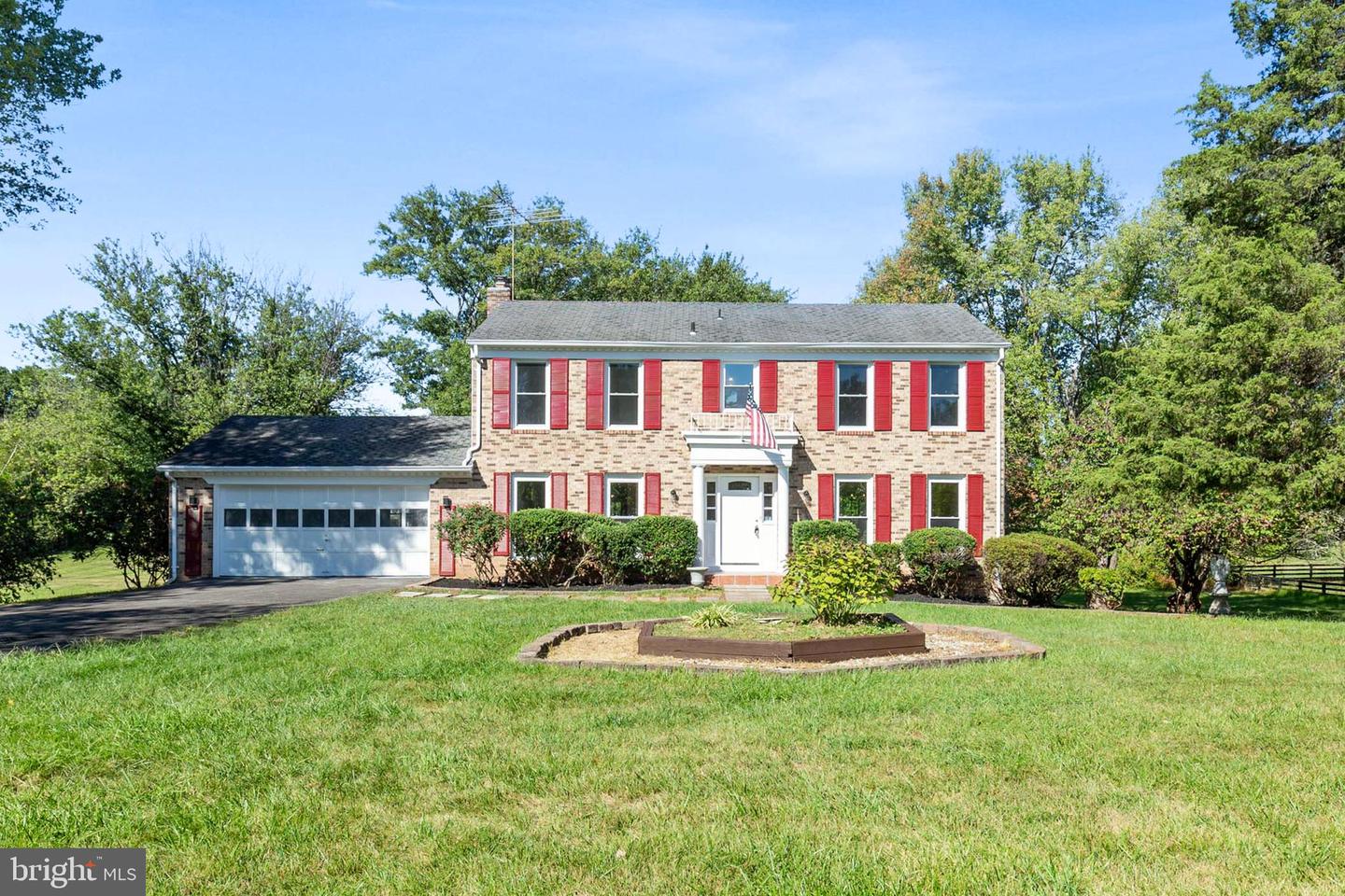 5758 Benford Dr, Haymarket, VA 20169 MLS VAPW2058726 Coldwell Banker