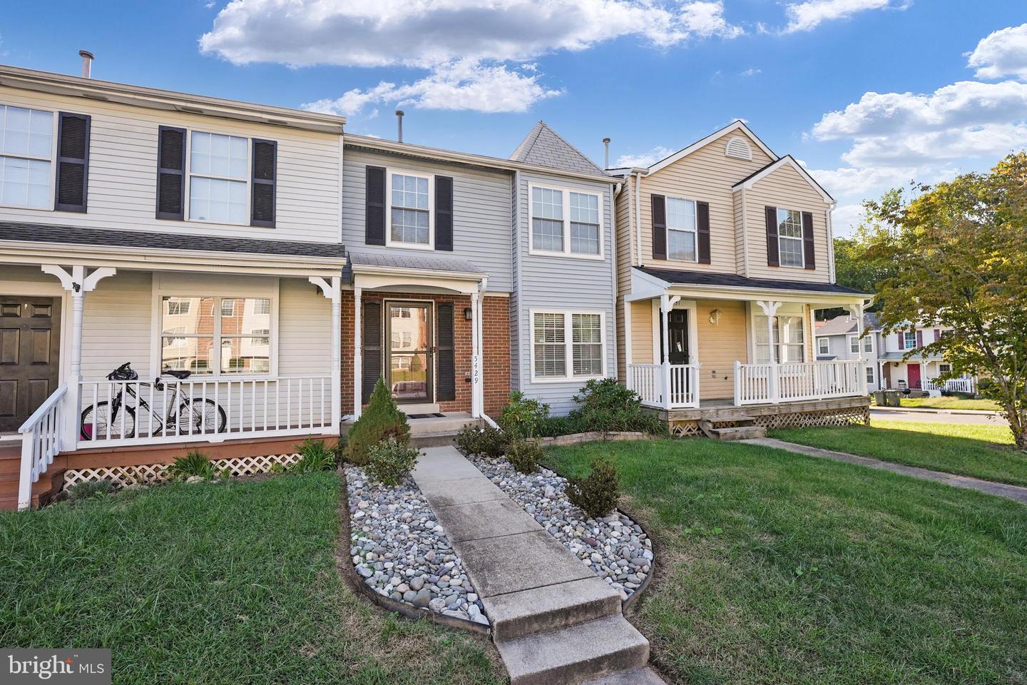 5429 Quest Ct, Woodbridge, VA 22193 MLS VAPW2058876 Coldwell Banker