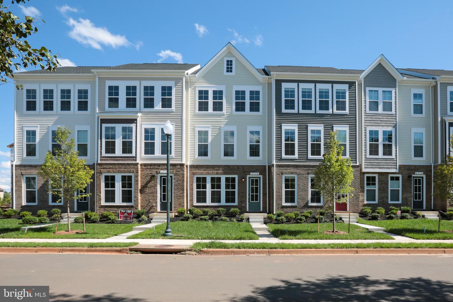 6715 Karter Robinson Dr, Haymarket, VA 20169 MLS VAPW2059054