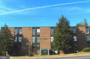 14904 Jefferson Davis Hwy, Woodbridge, VA 22191 - Photo 1