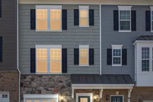 6210 Quinns Creek Dr, Haymarket, VA 20169 - Photo 1