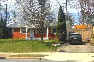 4606 Hamilton Dr, Woodbridge, VA 22193 - Photo 1