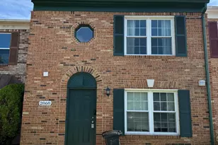 2868 Bowes Ln, Woodbridge, VA 22193 - Photo 1