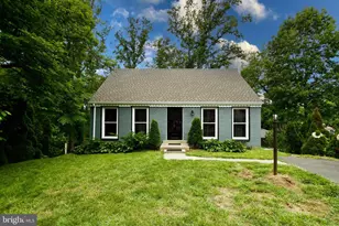 13732 Moccasin Ct, Woodbridge, VA 22193 - Photo 1