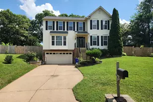 4893 Frishman Ct, Woodbridge, VA 22193 - Photo 1