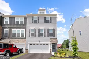 8790 Kensington Church St, Manassas, VA 20112 - Photo 1