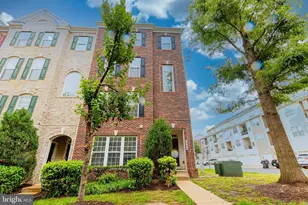 2262 Margraf Cir, Woodbridge, VA 22191 - Photo 1