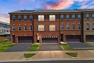 15964 Lowdermilk Pl, Haymarket, VA 20169 - Photo 1