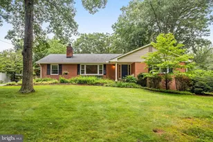 10704 Montgomery Dr, Manassas, VA 20111 - Photo 1