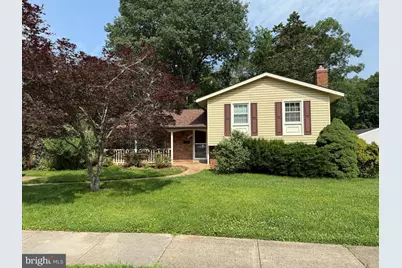 7400 Roxbury Avenue, Manassas, VA 20109 - Photo 1