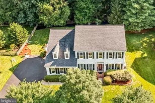 7834 Meadowgate Dr, Manassas, VA 20112 - Photo 1