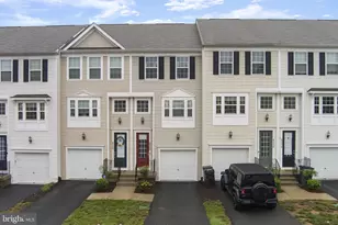 8338 Heritage Crossing Ct, Manassas, VA 20109 - Photo 1