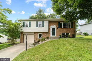 11876 Catoctin Dr, Woodbridge, VA 22192 - Photo 1