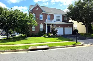 6601 Stourcliffe Ln, Haymarket, VA 20169 - Photo 1