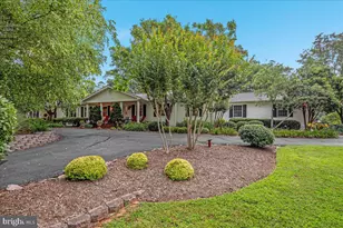 10095 Fox Hound Dr, Nokesville, VA 20181 - Photo 1