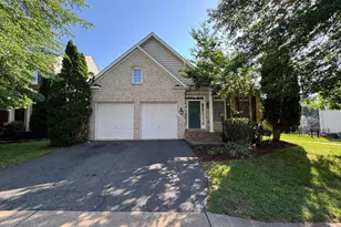 13868 Piedmont Vista Dr, Haymarket, VA 20169 - Photo 1