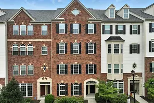 7470 Brunson Cir, Gainesville, VA 20155 - Photo 1