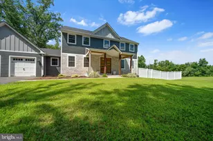 8042 Cobb Rd, Manassas, VA 20112 - Photo 1