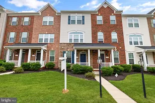 14611 Featherstone Gate Dr, Woodbridge, VA 22191 - Photo 1