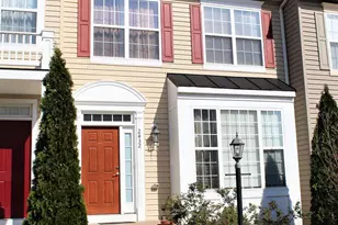 2432 Battery Hill Cir, Woodbridge, VA 22191 - Photo 1