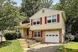 2942 Fox Tail Ct, Woodbridge, VA 22192 - Photo 1