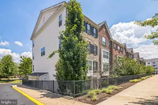 2259 Kew Gardens Dr, Woodbridge, VA 22191 - Photo 1