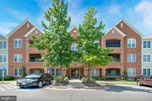 7065 Heritage Hunt Dr, Gainesville, VA 20155 - Photo 1