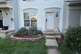 13059 Carolyn Forest Dr, Woodbridge, VA 22192 - Photo 1