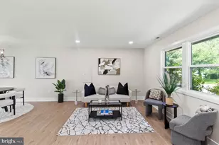 4401 Hamilton Dr, Woodbridge, VA 22193 - Photo 1