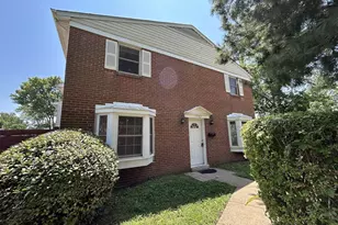 1382 Ironwood St, Woodbridge, VA 22191 - Photo 1