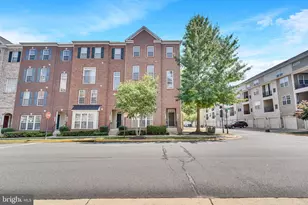 15229 Lancashire Dr, Woodbridge, VA 22191 - Photo 1