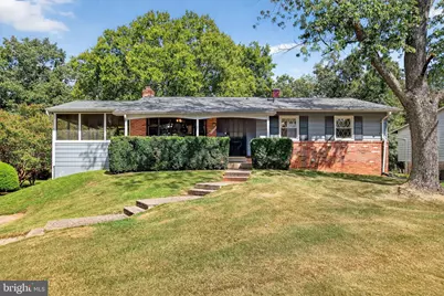 7374 Roxbury Avenue, Manassas, VA 20109 - Photo 1