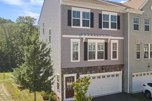 8773 Elsing Green Dr, Manassas, VA 20112 - Photo 1