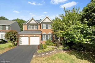 8162 Tenbrook Dr, Gainesville, VA 20155 - Photo 1