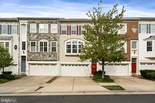 4909 Potomac Highlands Cir, Triangle, VA 22172 - Photo 1