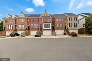 6844 Witton Cir, Gainesville, VA 20155 - Photo 1