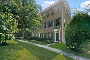 15852 Mackenzie Manor Dr, Haymarket, VA 20169 - Photo 1