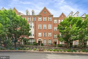 15196 Lancashire Dr, Woodbridge, VA 22191 - Photo 1